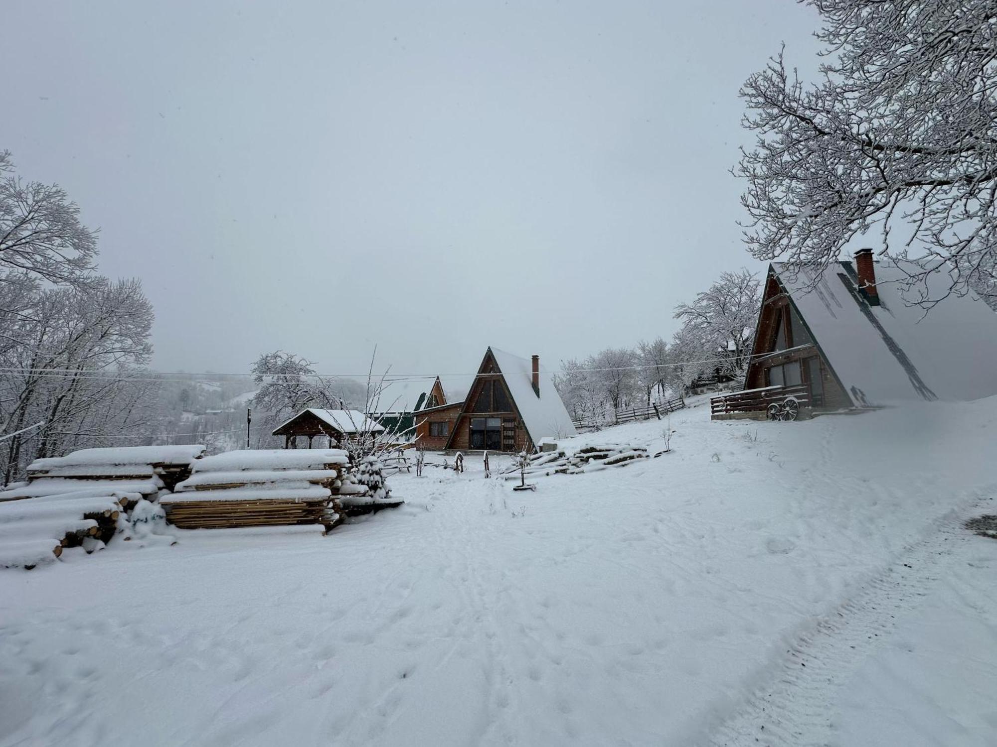 Rubicon Cabins Secaria Exteriör bild